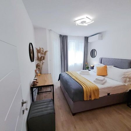 Nova City Apartments Varna Extérieur photo